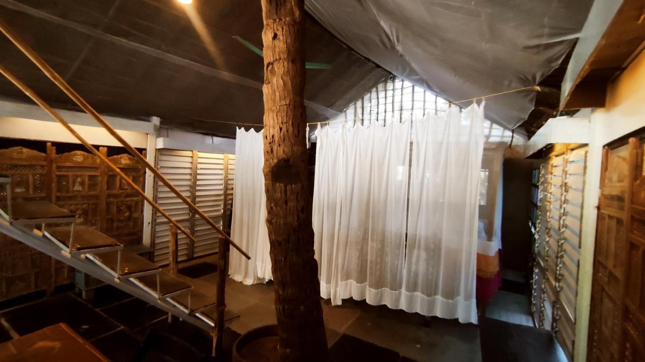 Cozy Nook Goa Bed & Breakfast *