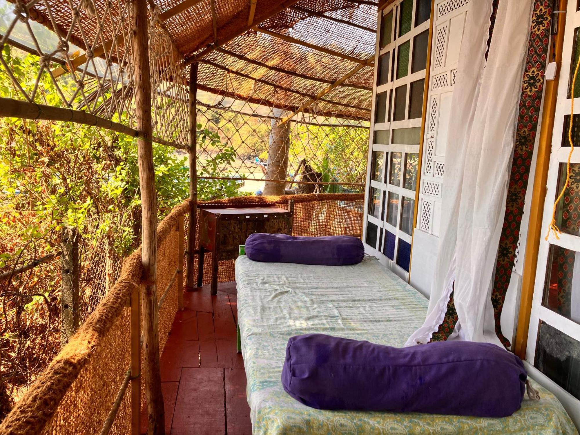 Bed & Breakfast Cozy Nook Goa *